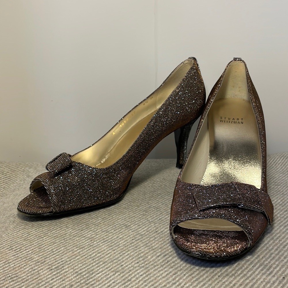 Stuart Weitzman Bow Over - Pyrite Nocturn - Size 8.5